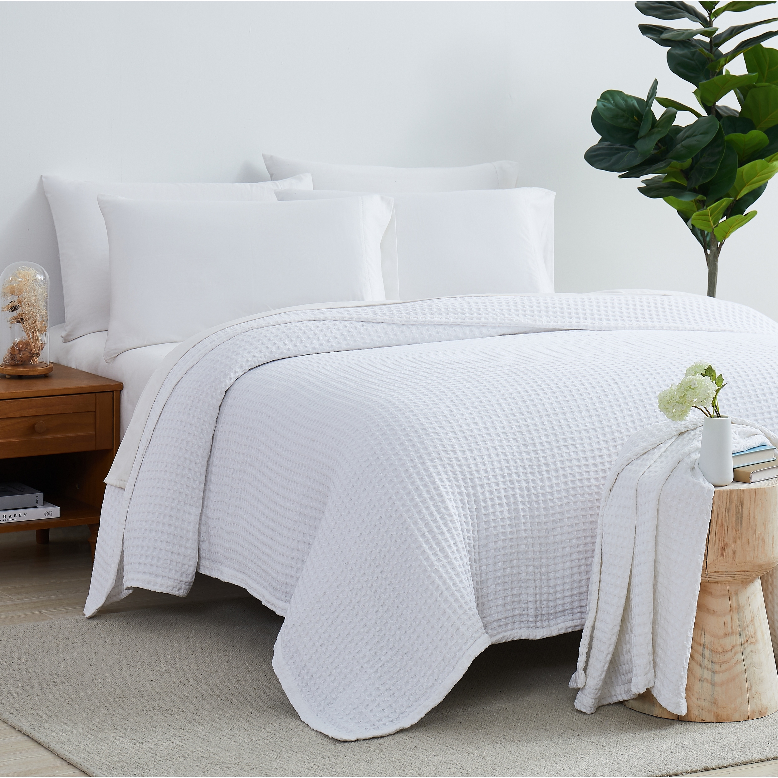 Bed bath and beyond strappy bed blankets